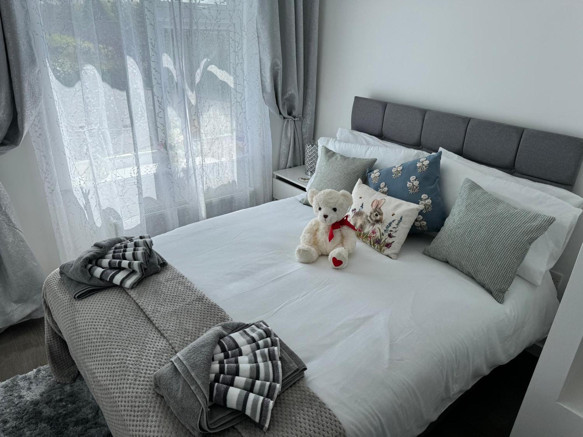 Modern 3-Bed Hideaway Near Westgate With Parking Villa Canterbury Ngoại thất bức ảnh